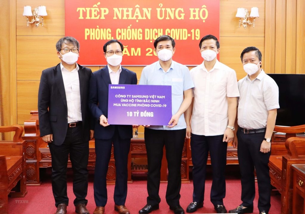 Samsung Việt Nam ủng hộ 56 tỷ đồng chung tay phòng, chống dịch Covid-19