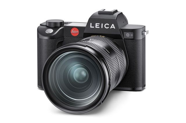 Mua xe Jaguar Land Rover nhận máy ảnh cao cấp của Leica