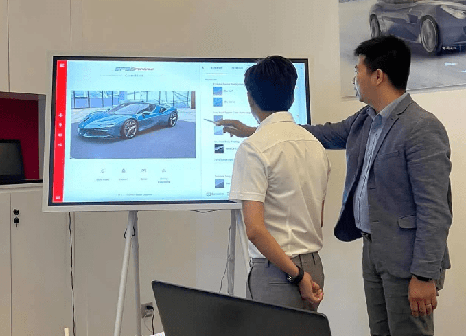 Ferrari SF90 Stradale nhập khẩu chính hãng có mặt tại Việt Nam