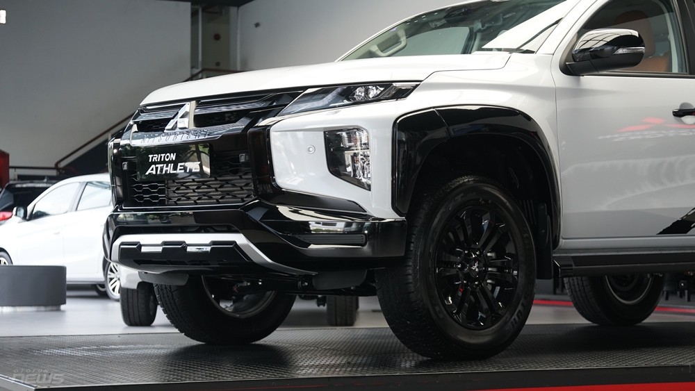 Cận cảnh Mitsubishi Triton Athlete