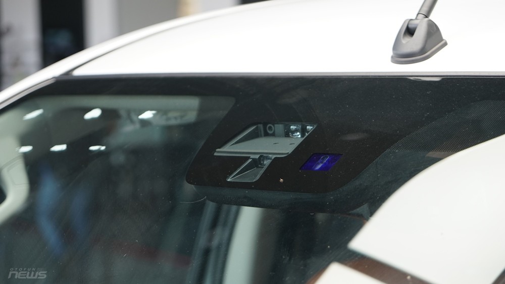 Cận cảnh Mitsubishi Triton Athlete