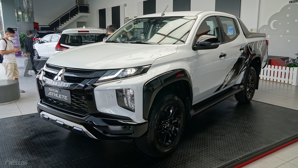 Cận cảnh Mitsubishi Triton Athlete
