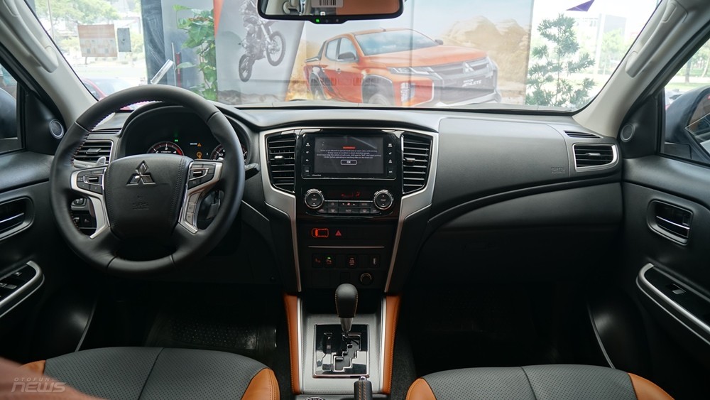 Cận cảnh Mitsubishi Triton Athlete