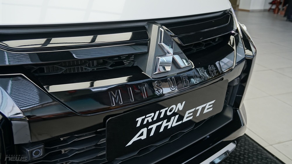 Cận cảnh Mitsubishi Triton Athlete