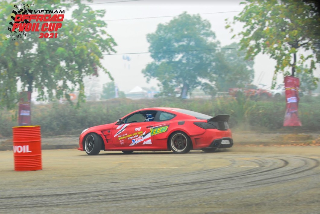 Đã mắt với những pha drift "đốt lốp" mở màn PVOIL VOC 2021 Đã mắt với những pha drift "đốt lốp" mở màn PVOIL VOC 2021