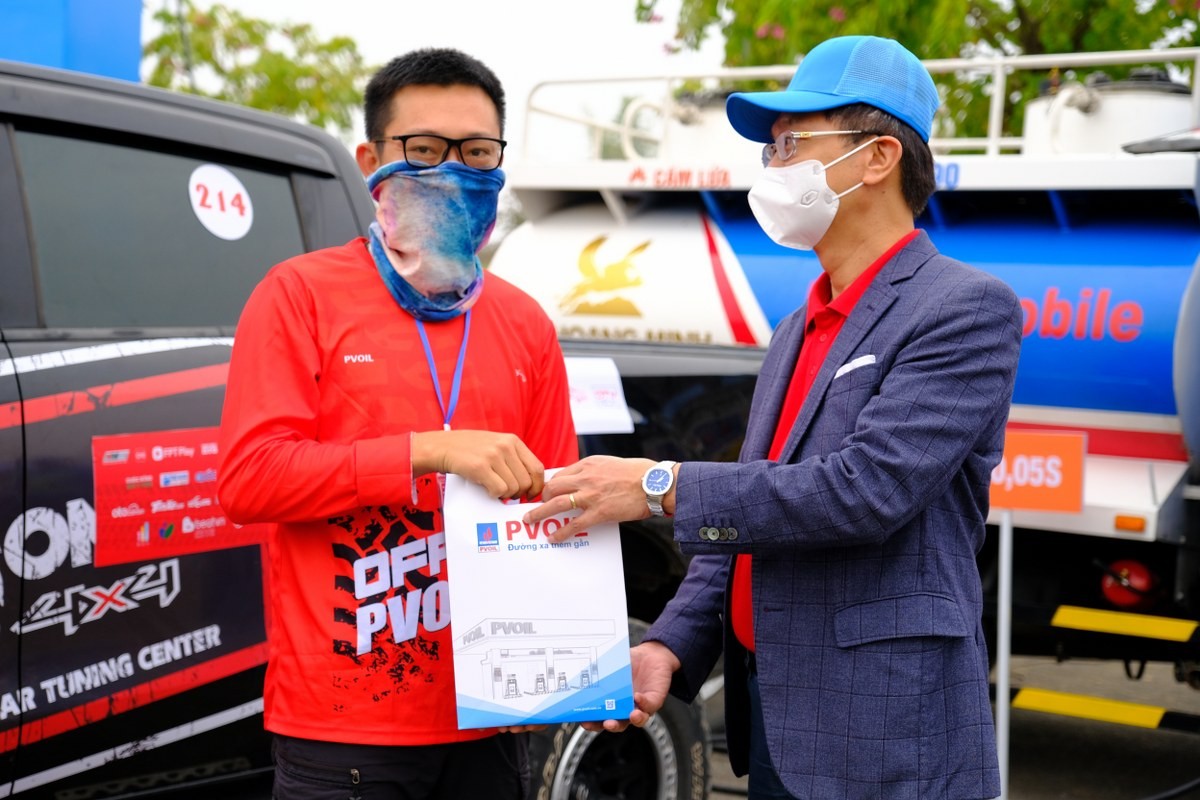 [PVOIL VOC 2021] PVOIL tài trợ toàn bộ nhiên liệu cho đội đua tại VOC 2021
