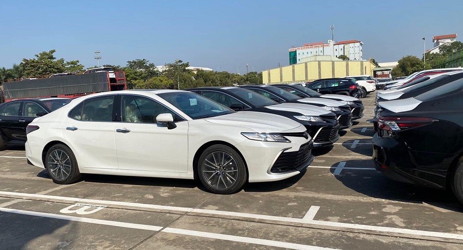 Toyota Camry 2022 sẽ được ra mắt vào ngày 17/12