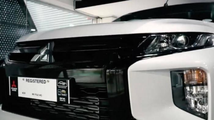 Mitsubishi Triton phiên bản đặc biệt giá 584 triệu đồng ra mắt