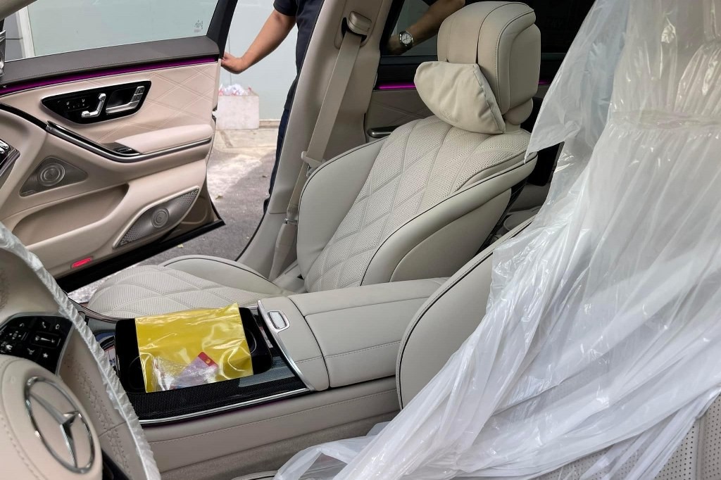 Siêu sang Mercedes-Maybach S680 đầu tiên về nước Siêu sang Mercedes Maybach S680 đầu tiên về nước