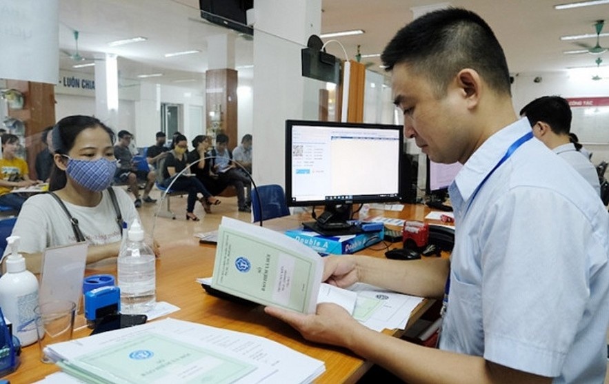 Người lao động và doanh nghiệp sẽ đóng bảo hiểm thất nghiệp tối đa 1% tiền lương tháng