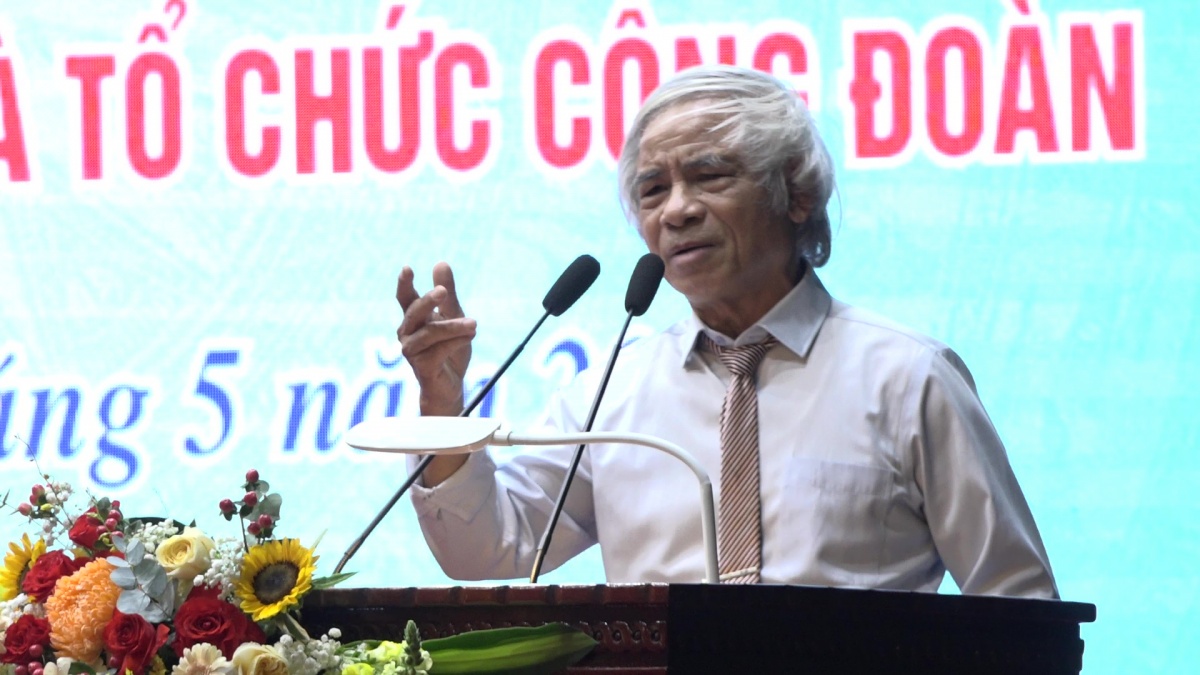 Hội nghị sinh hoạt chuyên đề "Quan điểm của Đảng, tư tưởng Hồ Chí Minh về giai cấp công nhân và tổ chức Công đoàn"