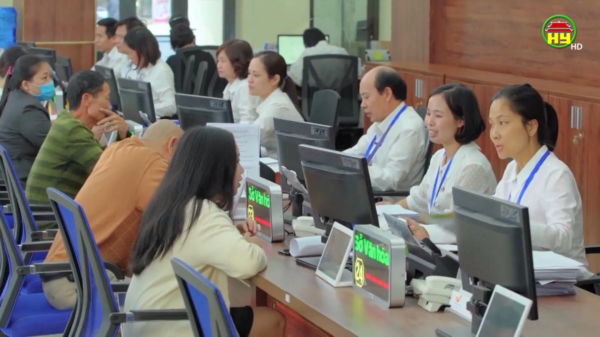 Thí điểm đánh giá kết quả công tác hằng tuần đối với cán bộ, công chức, người lao động