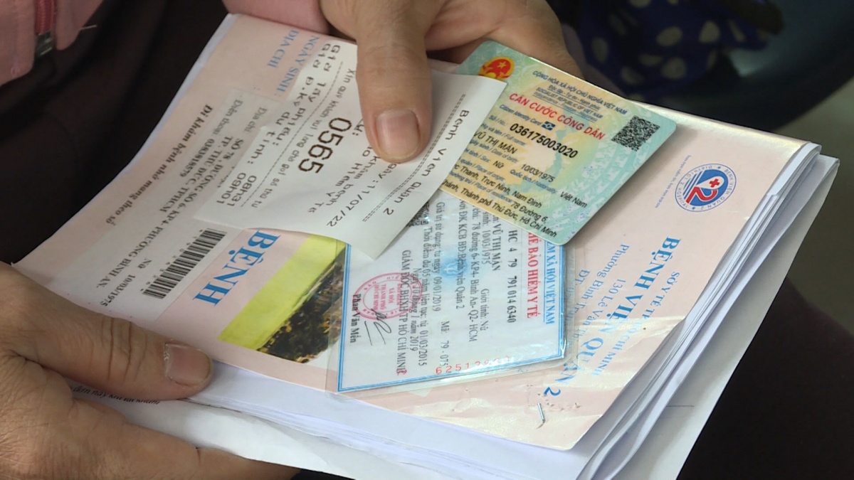 Thu hồi, tạm giữ thẻ bảo hiểm y tế khi nào?