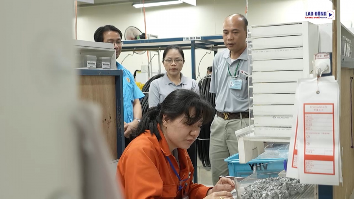 Đề xuất miễn thuế các khoản chi cho người lao động yếu thế