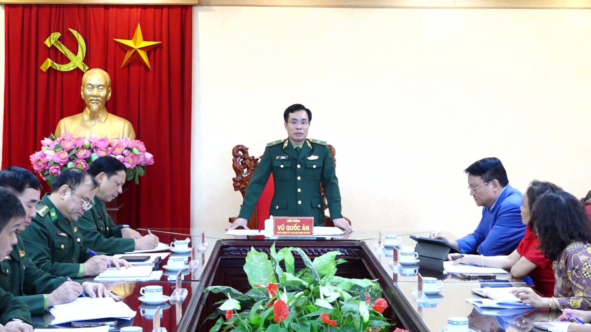 Bộ Tư lệnh Bộ đội Biên phòng làm việc với Viện Chiến lược và Chính sách Mặt trận