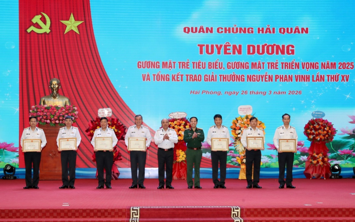 Tuổi trẻ Hải quân làm chủ công nghệ để bảo vệ chủ quyền biển, đảo trong tình hình mới