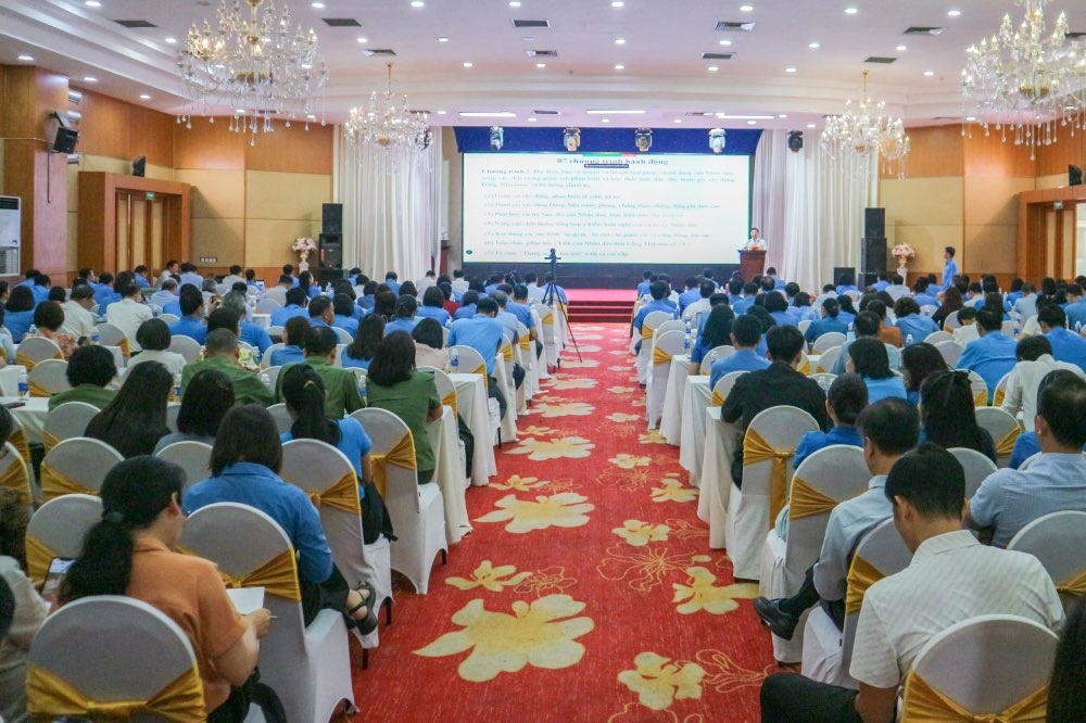 quan triet nghi quyet dai hoi xi mttq viet nam va dai hoi xiv cong doan viet nam